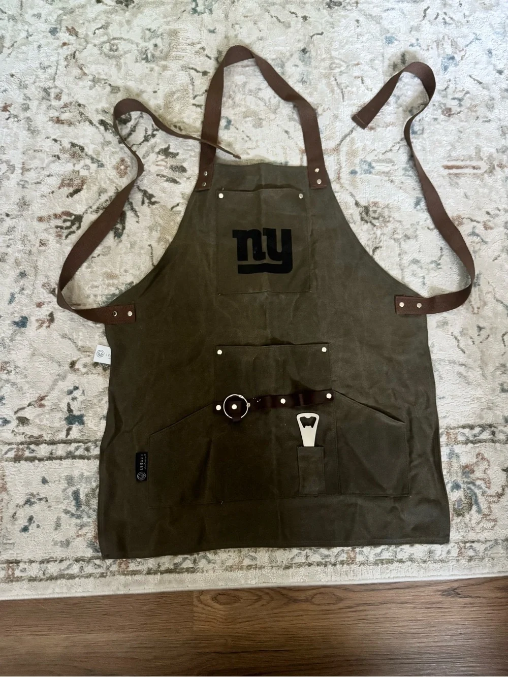 NEW YORK GIANTS - BBQ APRON WITH BOTTLE OPENER